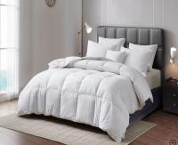 Martha Stewart White Goose Feather and Down Fiber Comforter