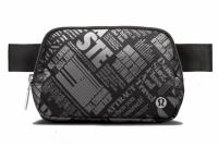 Lululemon Everywhere Belt Bag 1L Manifesto Print