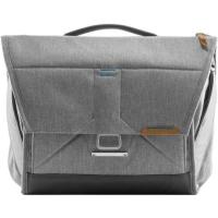 Peak Design Everyday Messenger 13in Version 2 Bag