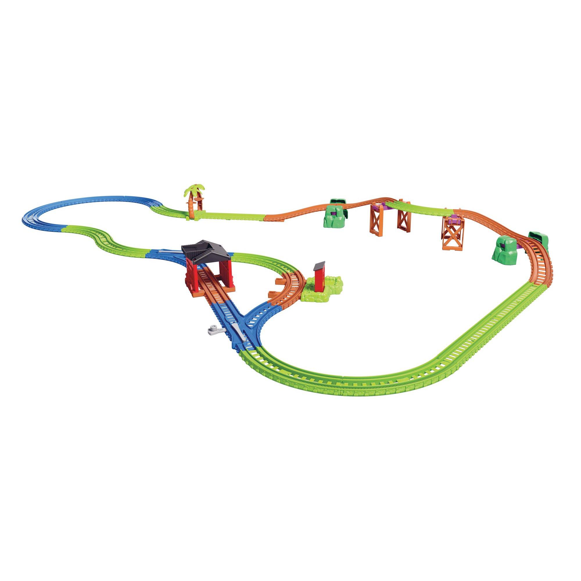 Thomas and Friends Trackmaster Thomas and Nia Cargo Delivery for $13.93