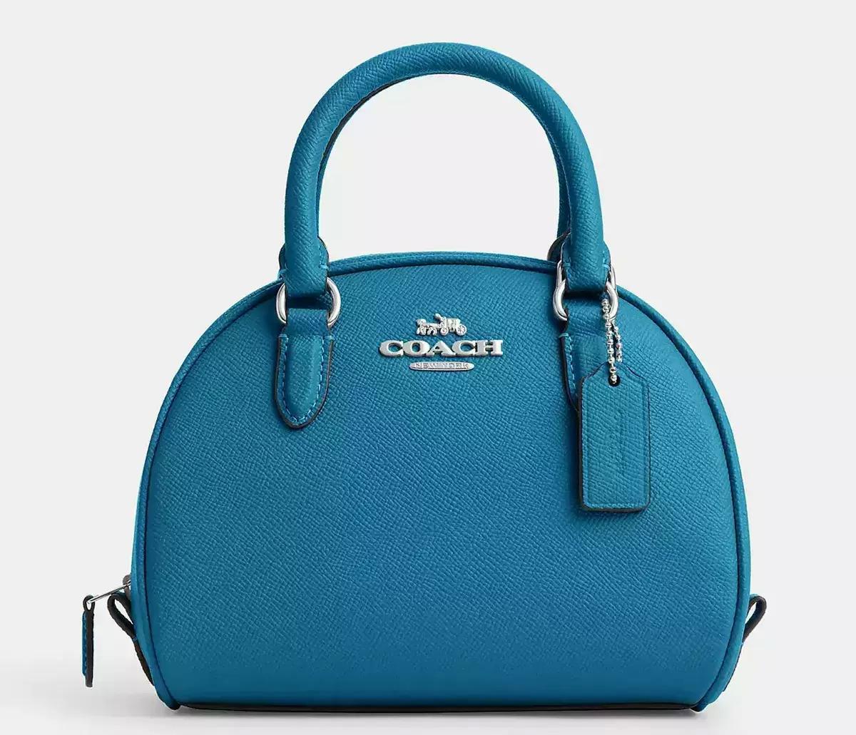 What's on Sale at the Coach Outlet Online?