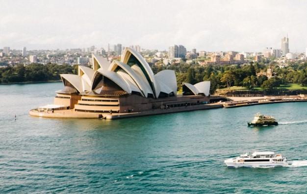 Roundtrip Flight Tickets to Sydney Australia from $839